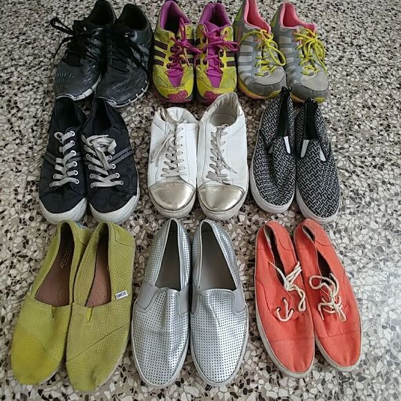 Bundle of shoes And Sneakers - Picture 1 of 7